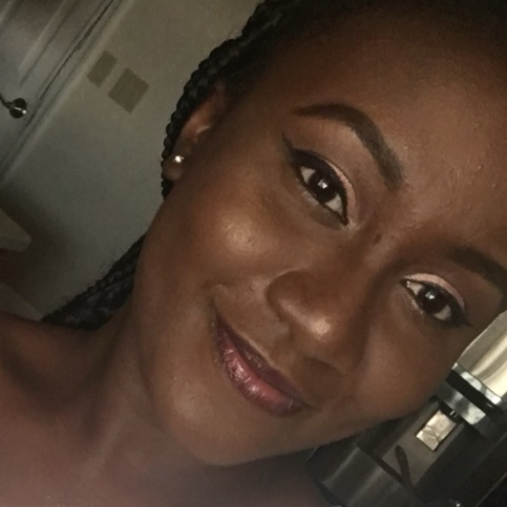 Meet your Posher, Maame